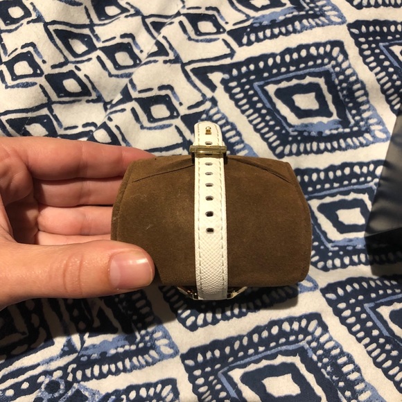 Michael Kors watch - Picture 2 of 3